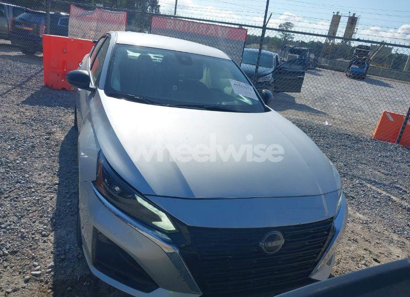 Photo 12 of 2024 Nissan Altima SV FWD (VIN 1N4BL4DV2RN345727)