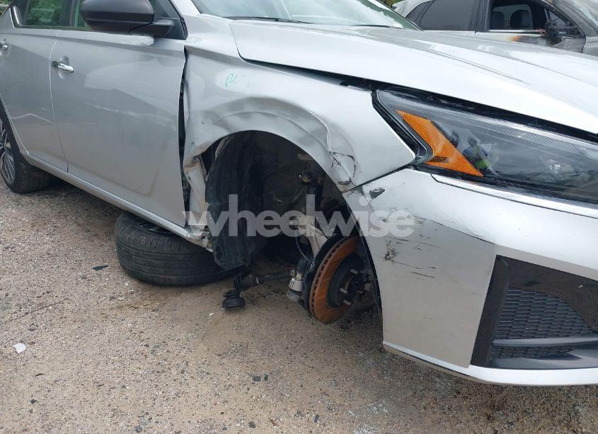 Photo 6 of 2024 Nissan Altima SV FWD (VIN 1N4BL4DV2RN347865)