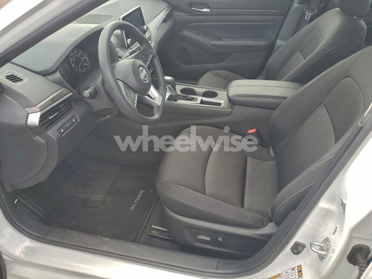 Photo 7 of 2025 NISSAN ALTIMA SV (VIN 1N4BL4DV2SN319067)