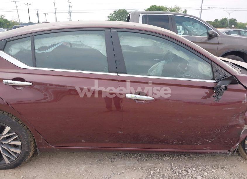 Photo 12 of 2025 Nissan Altima SV FWD (VIN 1N4BL4DV2SN325080)