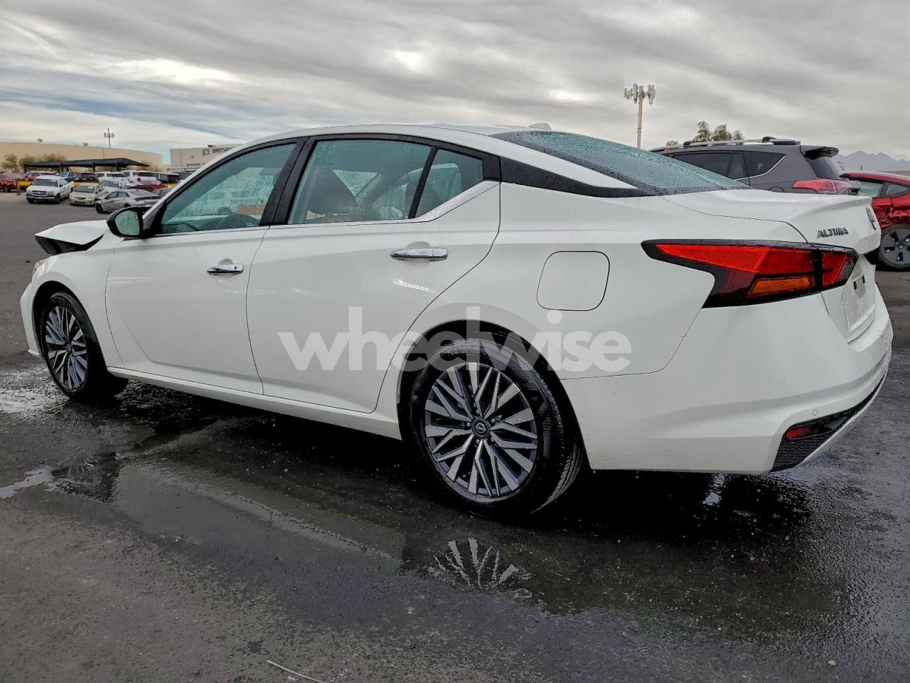 Photo 2 of 2025 NISSAN ALTIMA SV (VIN 1N4BL4DV2SN356538)