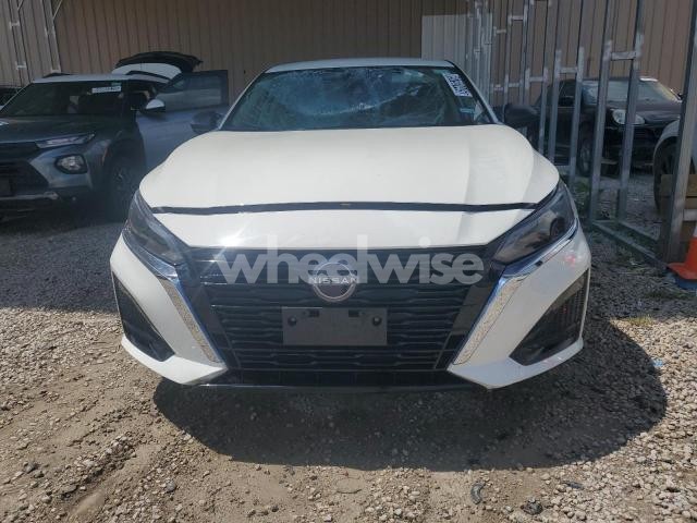 2025 NISSAN ALTIMA SV (VIN 1N4BL4DV2SN362565) main photo