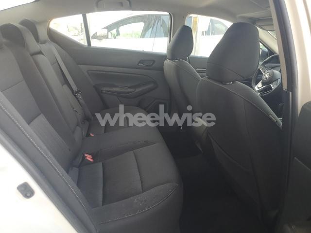 Photo 2 of 2025 NISSAN ALTIMA SV (VIN 1N4BL4DV2SN362565)