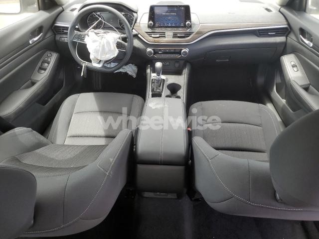 Photo 2 of 2025 NISSAN ALTIMA SV (VIN 1N4BL4DV2SN399177)