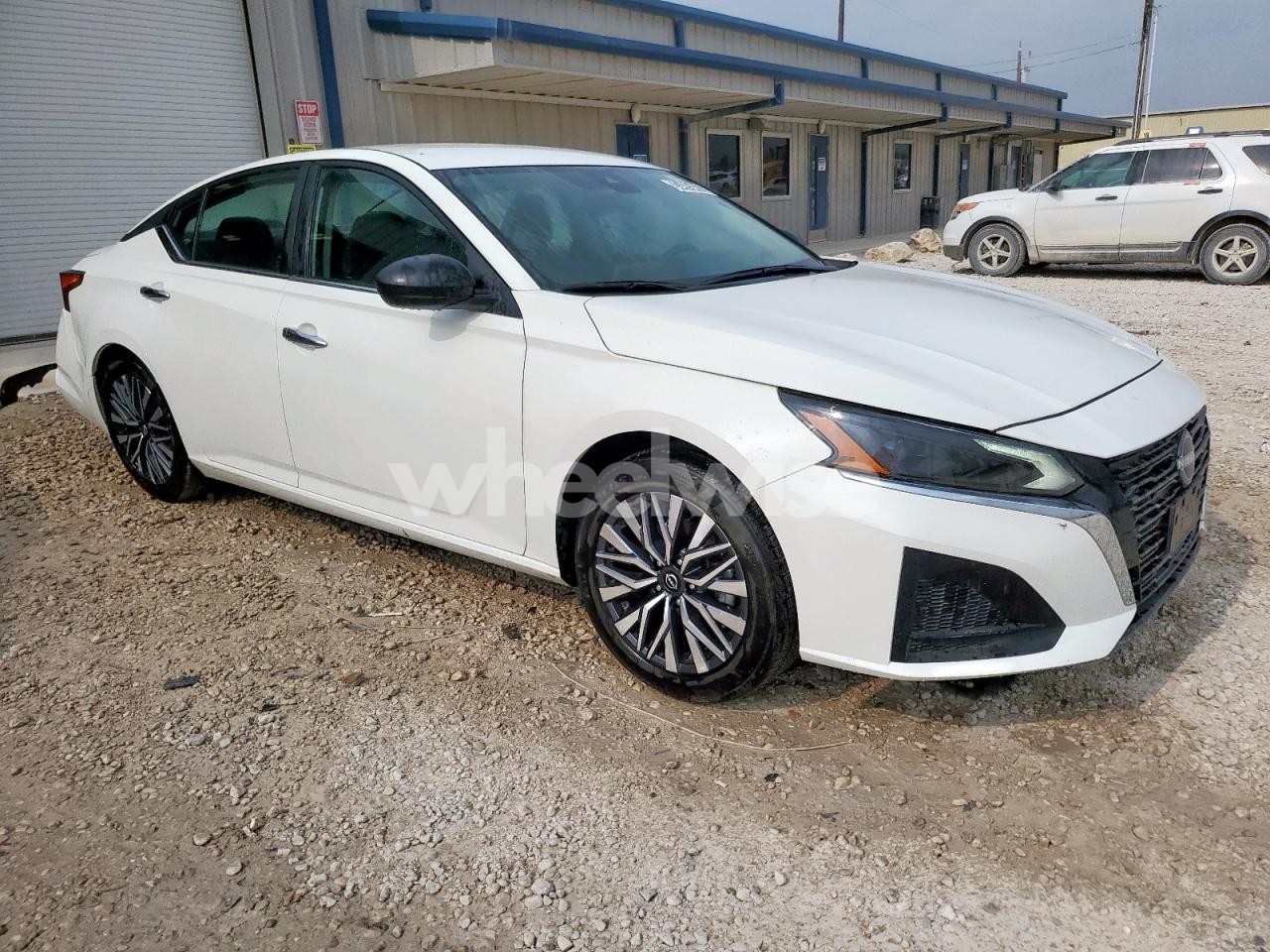 Photo 4 of 2025 NISSAN ALTIMA SV (VIN 1N4BL4DV2SN399535)