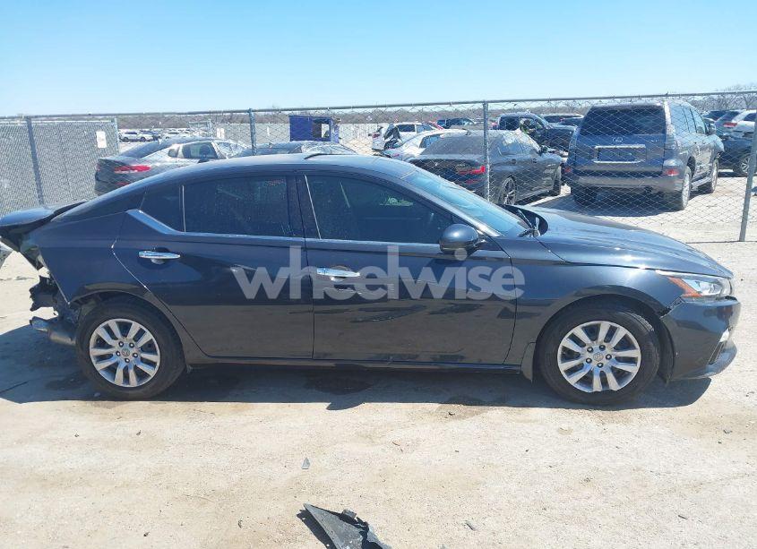 Photo 13 of 2019 Nissan Altima 2.5 SV (VIN 1N4BL4DV3KC131234)