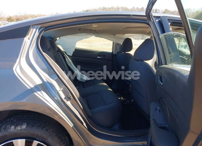 Photo 8 of 2019 Nissan Altima 2.5 SV (VIN 1N4BL4DV3KC134117)