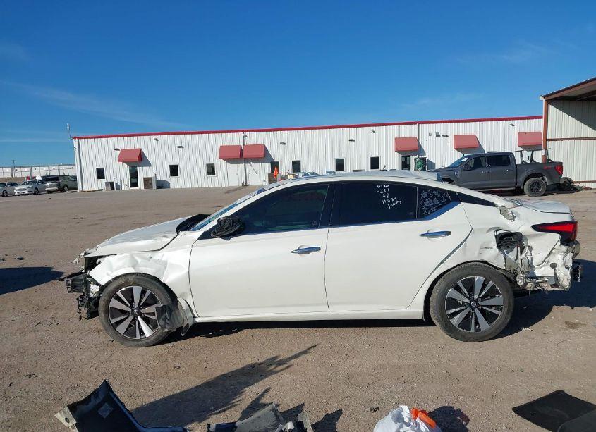 Photo 13 of 2019 Nissan Altima 2.5 SV (VIN 1N4BL4DV3KC142329)