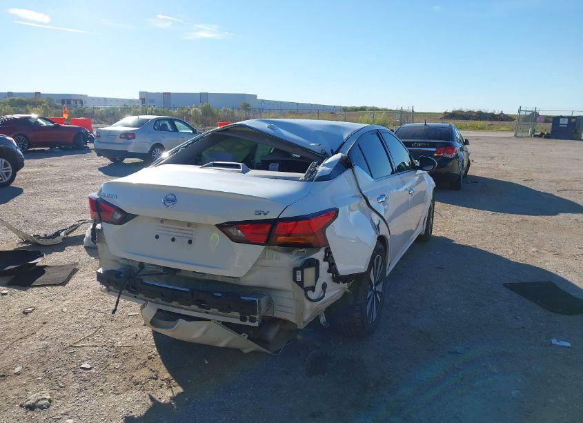 Photo 4 of 2019 Nissan Altima 2.5 SV (VIN 1N4BL4DV3KC142329)