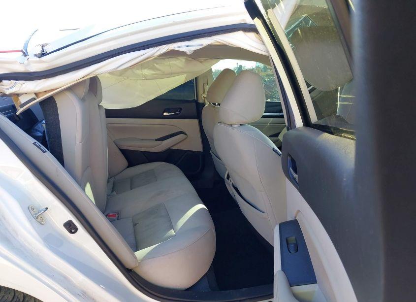 Photo 8 of 2019 Nissan Altima 2.5 SV (VIN 1N4BL4DV3KC142329)