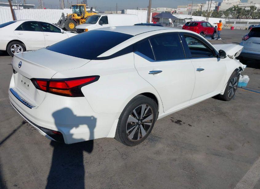 Photo 4 of 2019 Nissan Altima 2.5 SV (VIN 1N4BL4DV3KC161480)