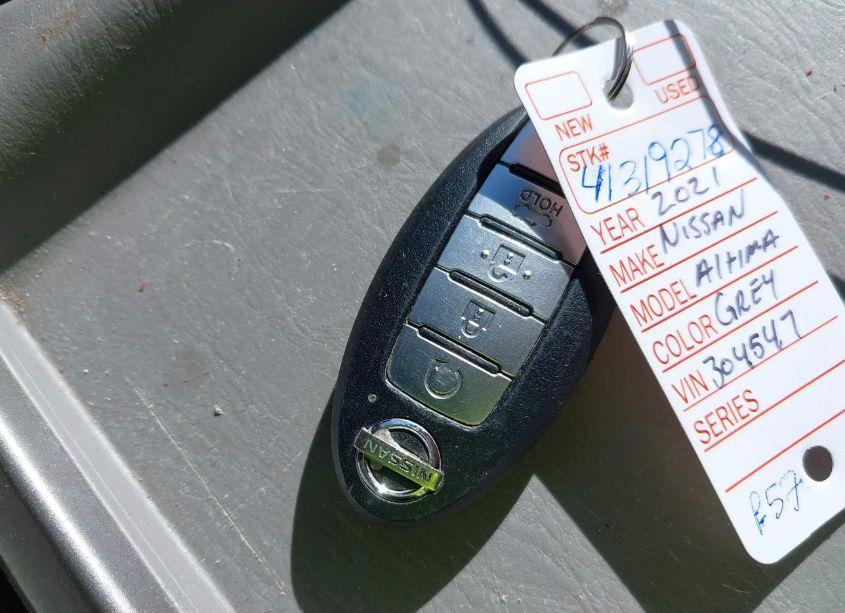 Photo 11 of 2021 Nissan Altima SV FWD (VIN 1N4BL4DV3MN304547)