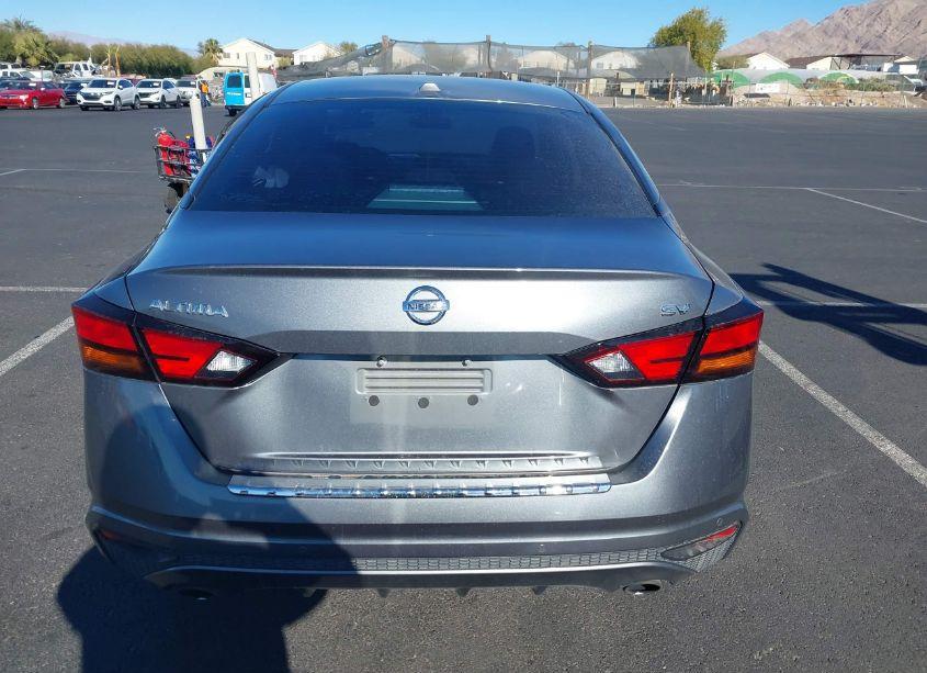 Photo 16 of 2021 Nissan Altima SV FWD (VIN 1N4BL4DV3MN304547)