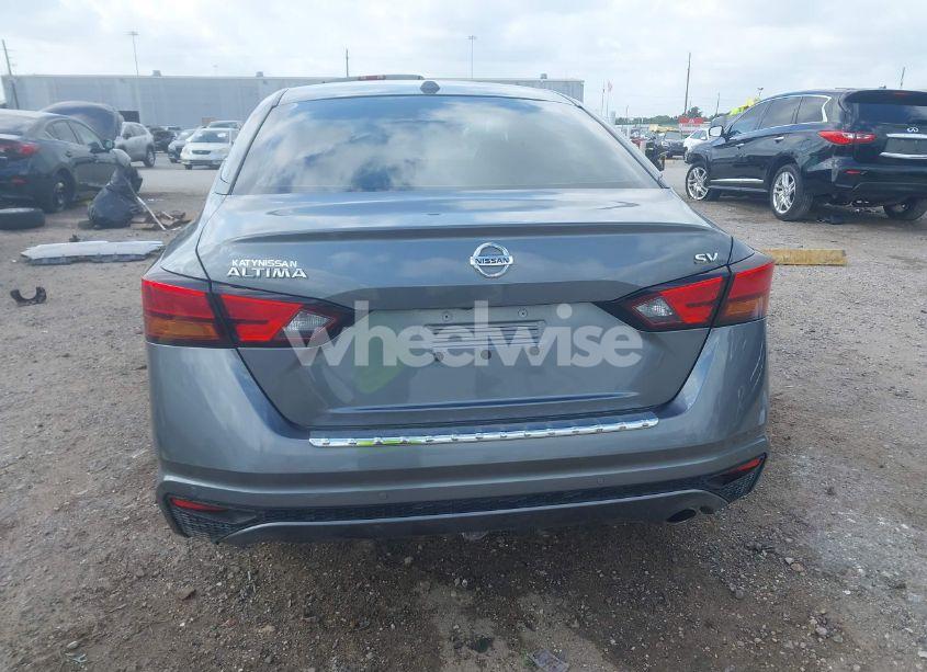 Photo 17 of 2021 Nissan Altima SV FWD (VIN 1N4BL4DV3MN304659)