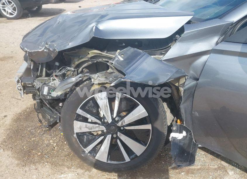 Photo 18 of 2021 Nissan Altima SV FWD (VIN 1N4BL4DV3MN304659)