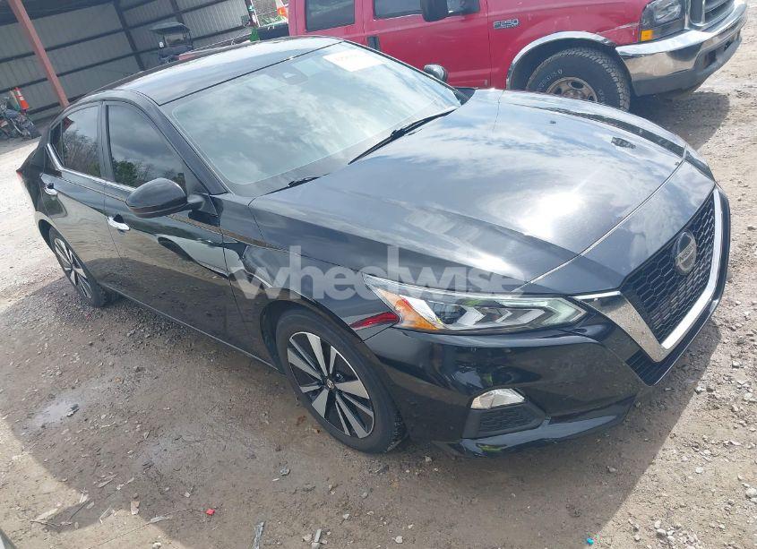2021 Nissan Altima SV FWD (VIN 1N4BL4DV3MN326726) main photo