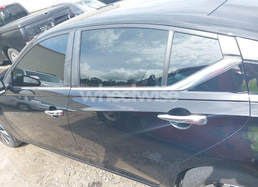 Photo 14 of 2021 Nissan Altima SV FWD (VIN 1N4BL4DV3MN326726)