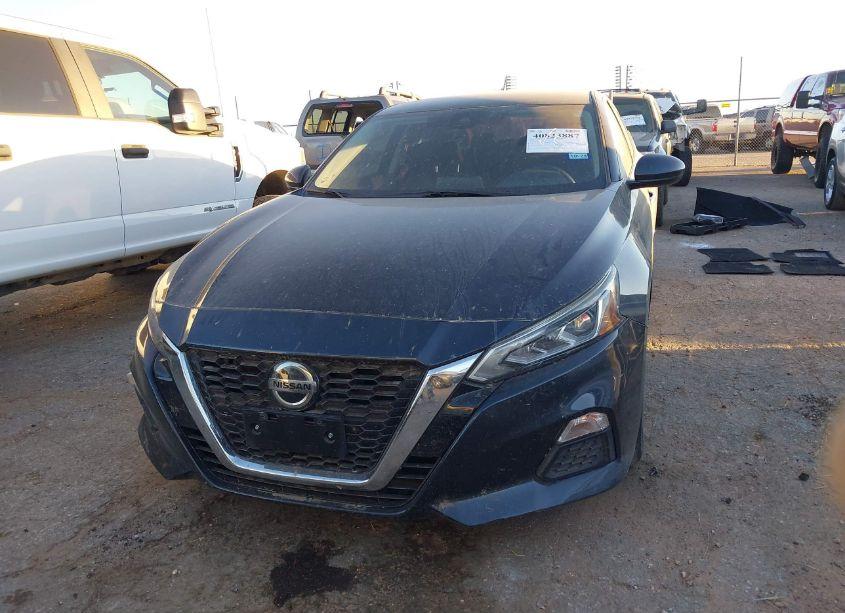 Photo 13 of 2021 Nissan Altima SV FWD (VIN 1N4BL4DV3MN330565)