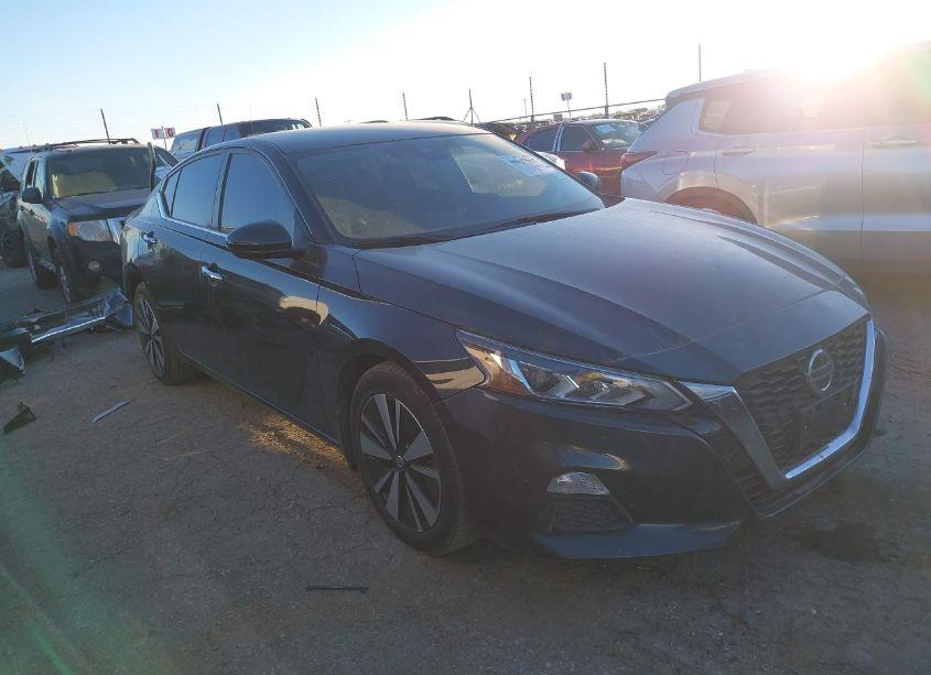 Photo 14 of 2021 Nissan Altima SV FWD (VIN 1N4BL4DV3MN330565)