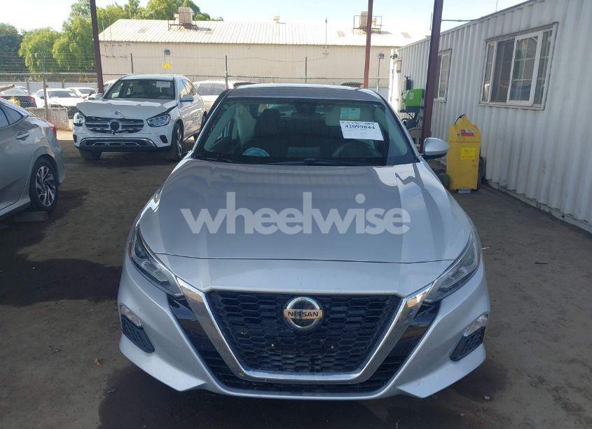 Photo 13 of 2021 Nissan Altima SV FWD (VIN 1N4BL4DV3MN334941)