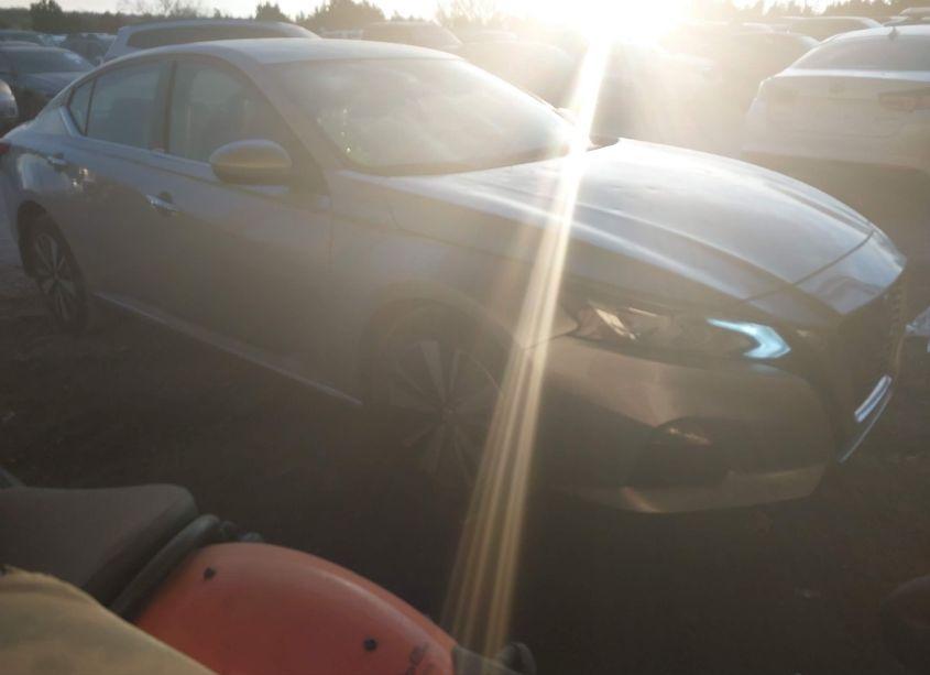 2021 Nissan Altima SV FWD (VIN 1N4BL4DV3MN342022) main photo