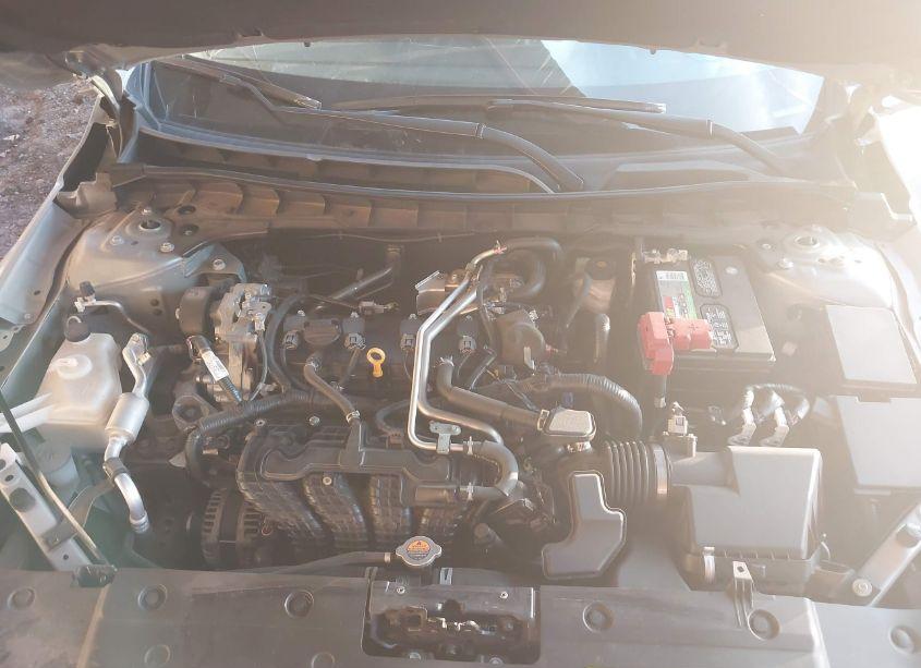 Photo 10 of 2021 Nissan Altima SV FWD (VIN 1N4BL4DV3MN342022)