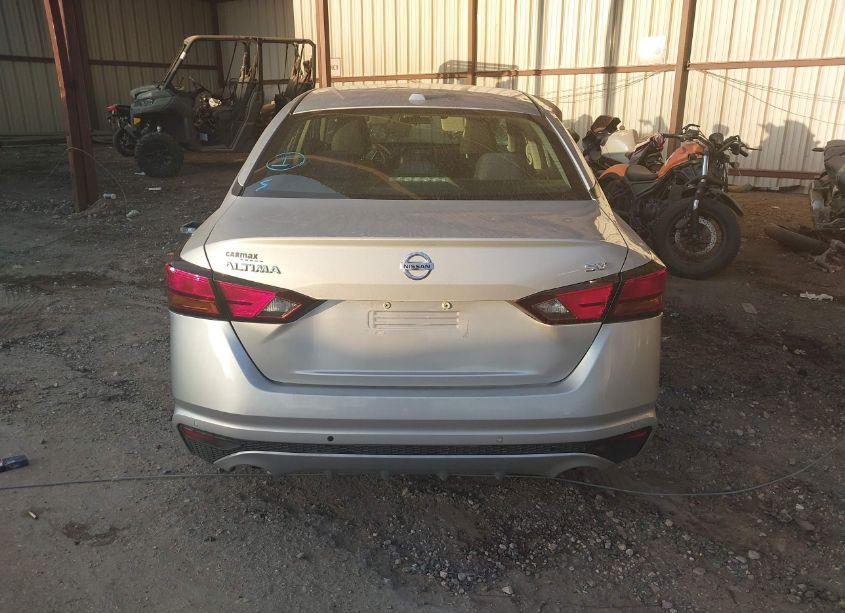 Photo 16 of 2021 Nissan Altima SV FWD (VIN 1N4BL4DV3MN342022)