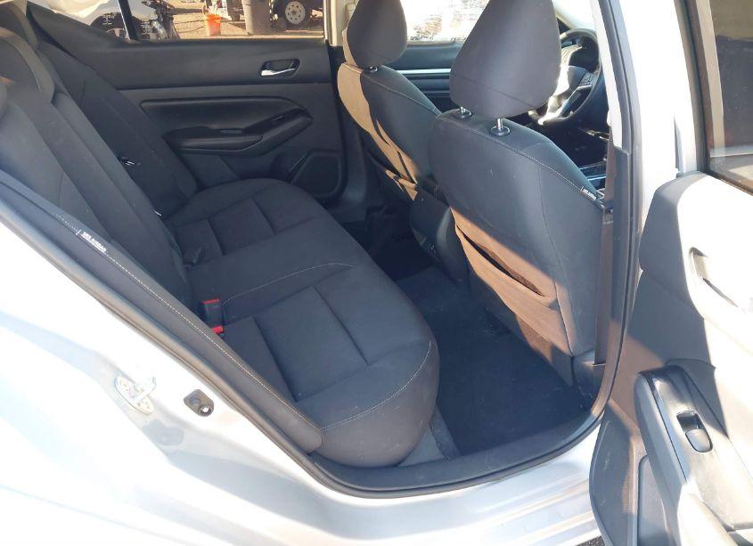 Photo 8 of 2021 Nissan Altima SV FWD (VIN 1N4BL4DV3MN342246)