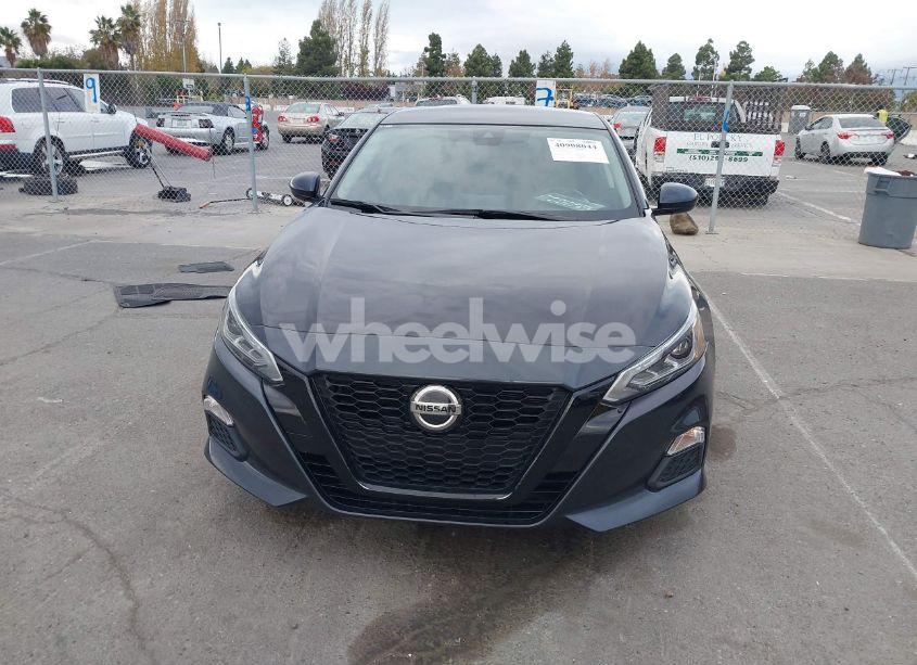 Photo 12 of 2021 Nissan Altima SV FWD (VIN 1N4BL4DV3MN365414)