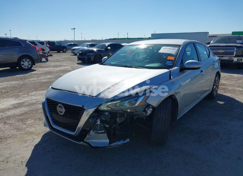 Photo 6 of 2021 Nissan Altima SV FWD (VIN 1N4BL4DV3MN368989)