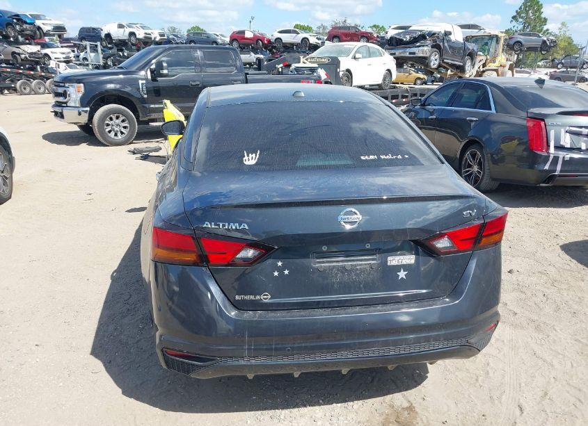 Photo 15 of 2022 Nissan Altima SV FWD (VIN 1N4BL4DV3NN300080)