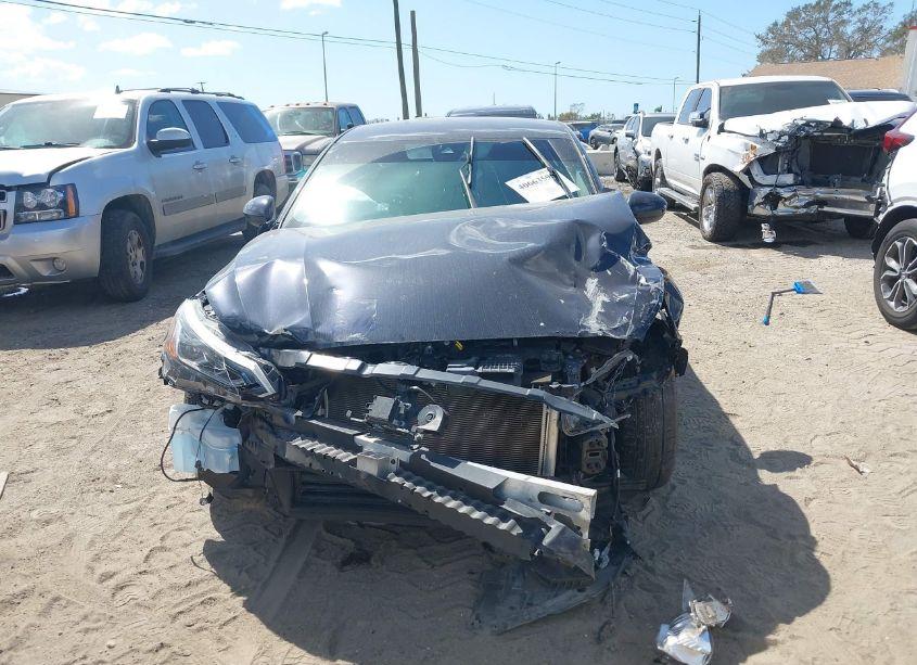 Photo 6 of 2022 Nissan Altima SV FWD (VIN 1N4BL4DV3NN300080)