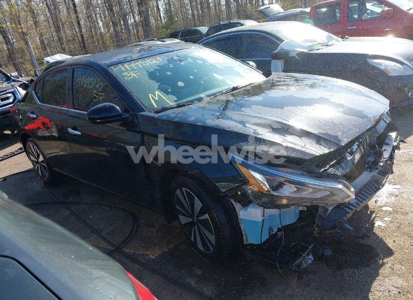 2022 Nissan Altima SV FWD (VIN 1N4BL4DV3NN321477) main photo