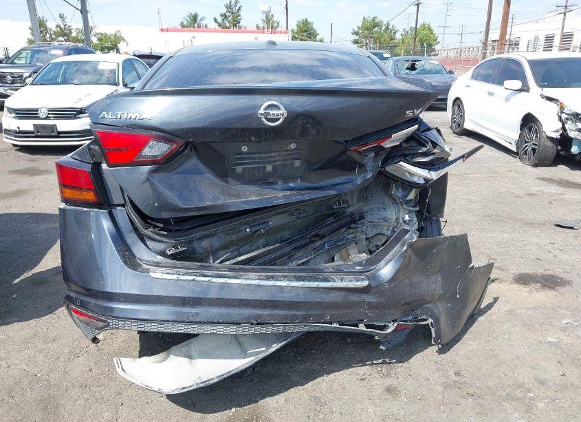 Photo 6 of 2022 Nissan Altima SV FWD (VIN 1N4BL4DV3NN378259)