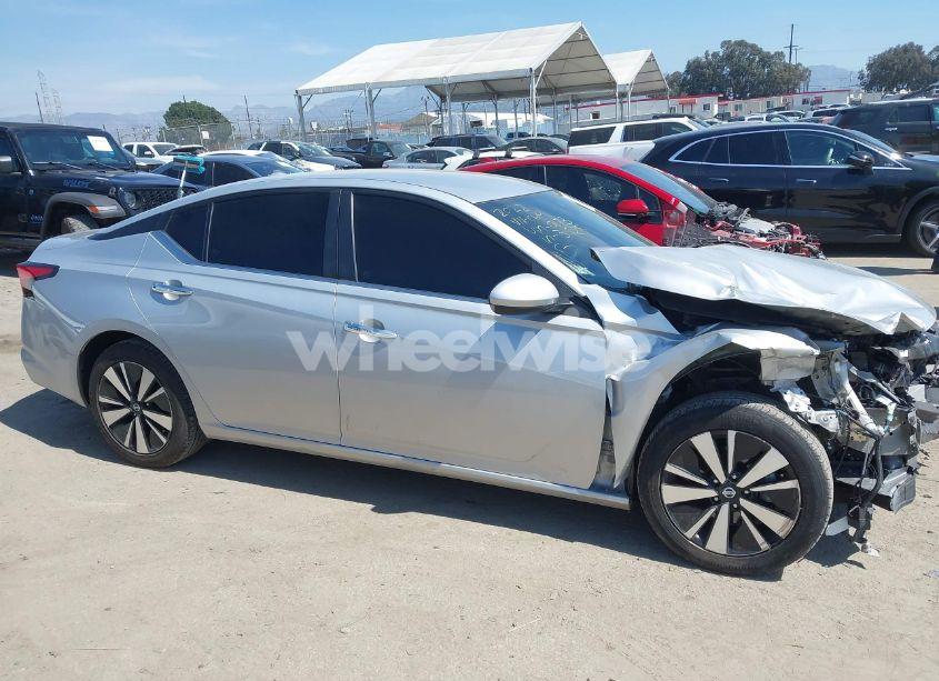 Photo 14 of 2022 Nissan Altima SV FWD (VIN 1N4BL4DV3NN380173)