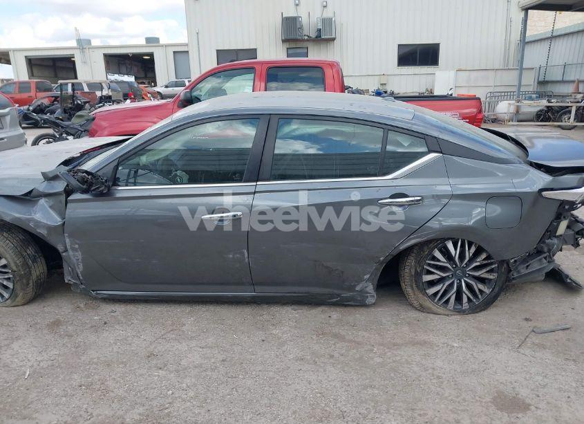 Photo 15 of 2023 Nissan Altima SV FWD (VIN 1N4BL4DV3PN316282)