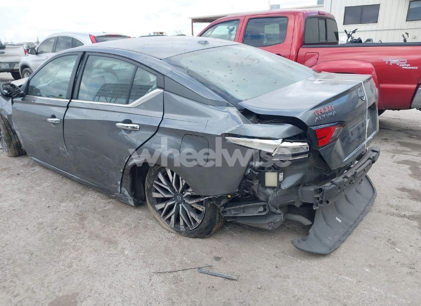 Photo 3 of 2023 Nissan Altima SV FWD (VIN 1N4BL4DV3PN316282)