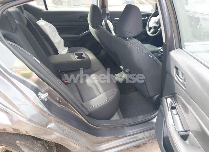 Photo 8 of 2023 Nissan Altima SV FWD (VIN 1N4BL4DV3PN316282)