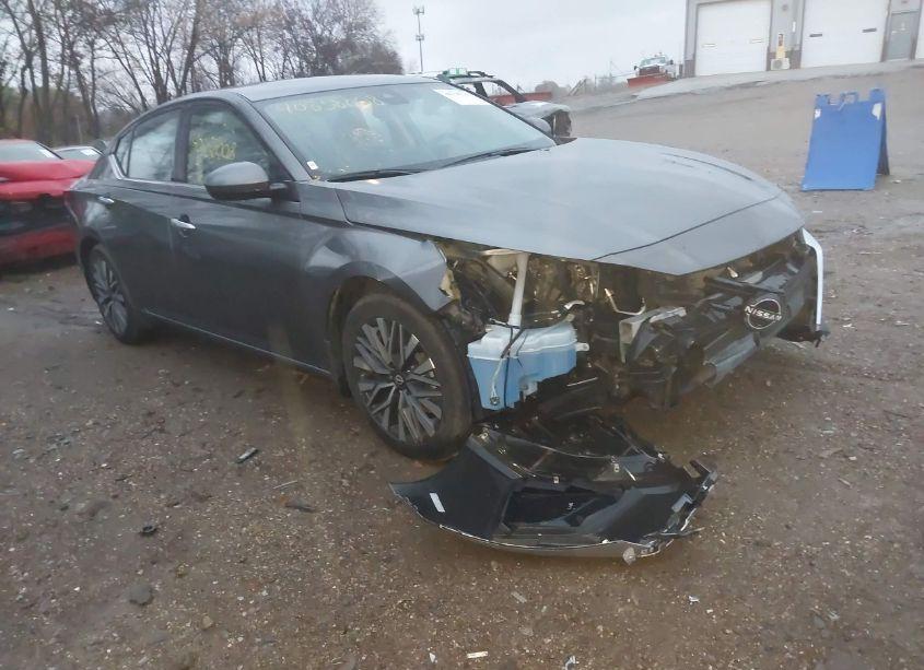 2023 Nissan Altima SV FWD (VIN 1N4BL4DV3PN338993) main photo