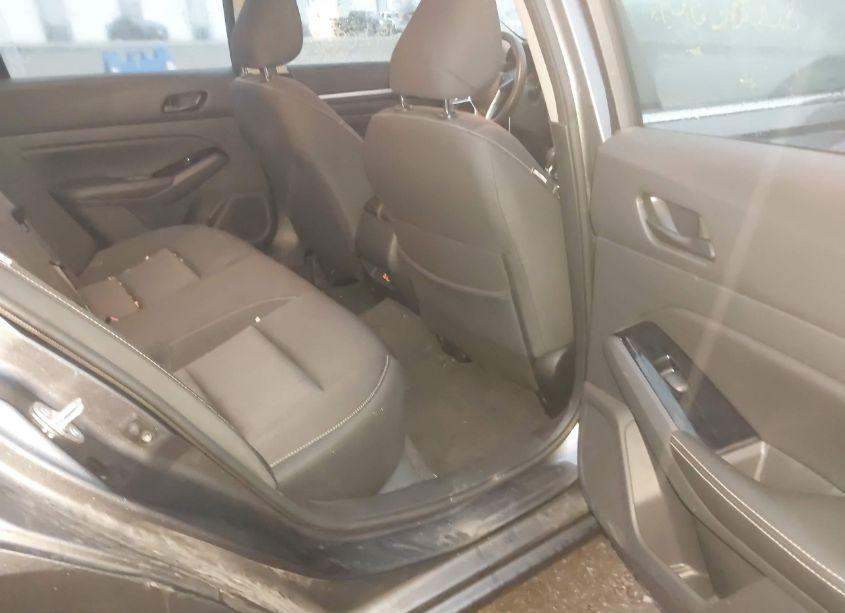 Photo 8 of 2023 Nissan Altima SV FWD (VIN 1N4BL4DV3PN338993)