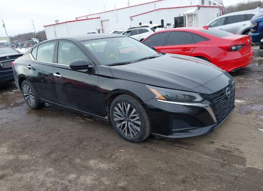 2023 Nissan Altima SV FWD (VIN 1N4BL4DV3PN340629) main photo