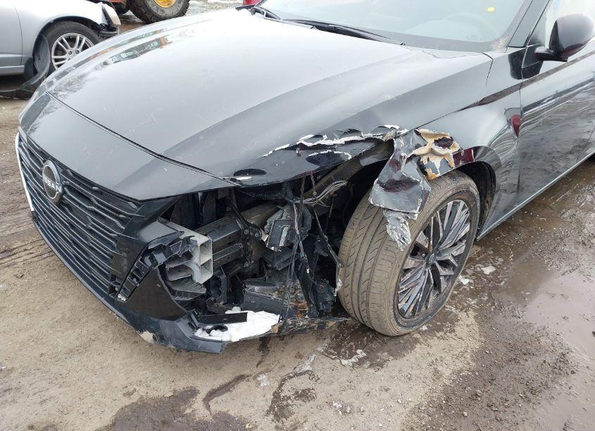 Photo 6 of 2023 Nissan Altima SV FWD (VIN 1N4BL4DV3PN340629)