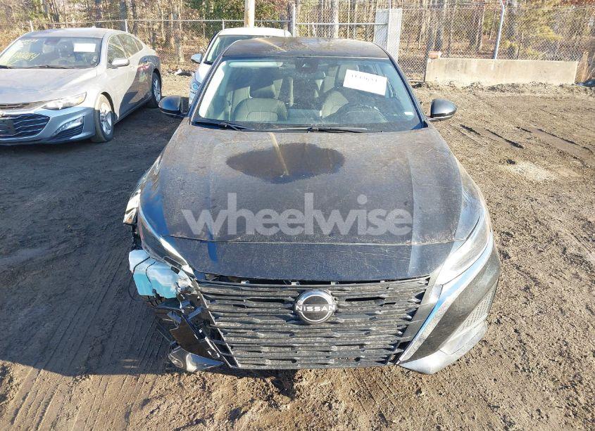 Photo 12 of 2023 Nissan Altima SV FWD (VIN 1N4BL4DV3PN348438)