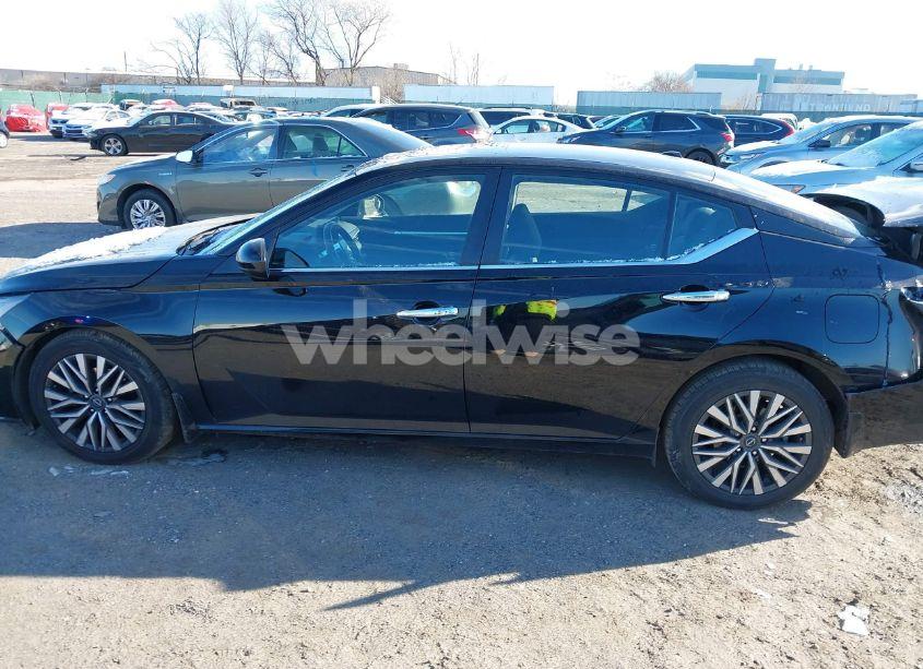 Photo 14 of 2023 Nissan Altima SV FWD (VIN 1N4BL4DV3PN361352)