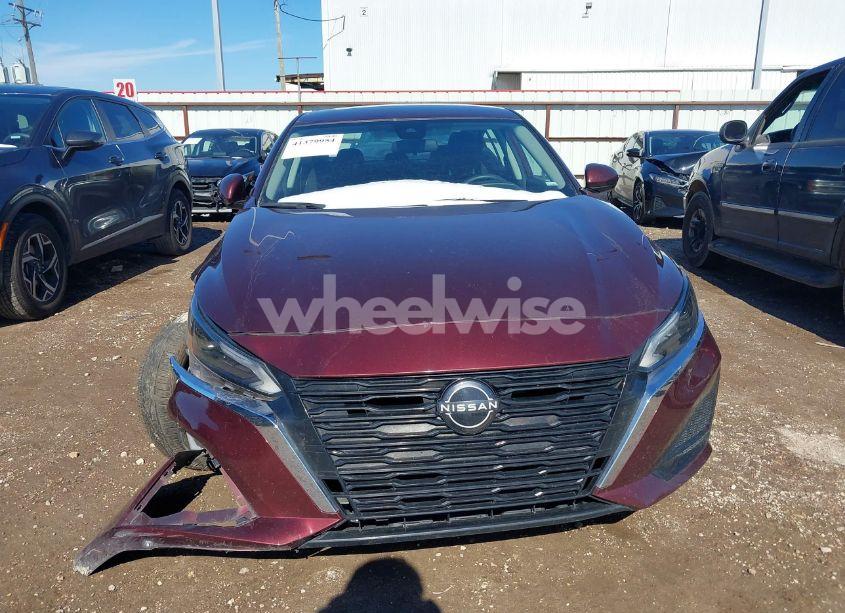 Photo 12 of 2023 Nissan Altima SV FWD (VIN 1N4BL4DV3PN375218)