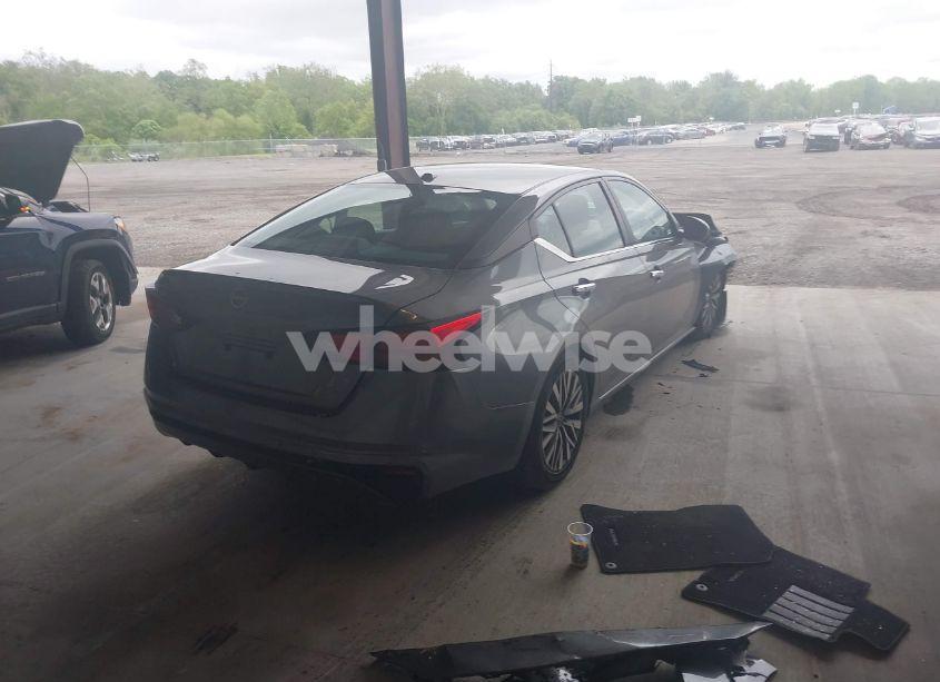 Photo 4 of 2023 Nissan Altima SV FWD (VIN 1N4BL4DV3PN375316)