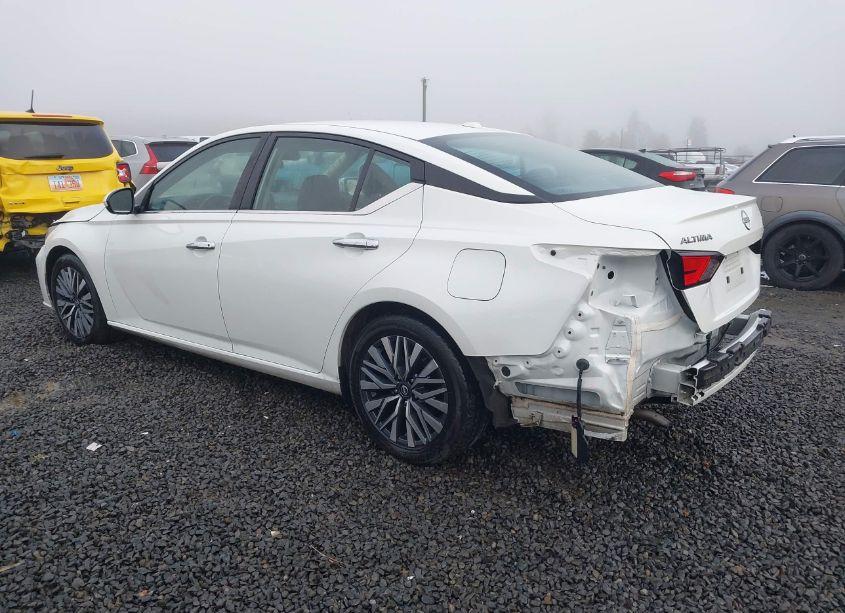 Photo 3 of 2023 Nissan Altima SV (VIN 1N4BL4DV3PN382606)