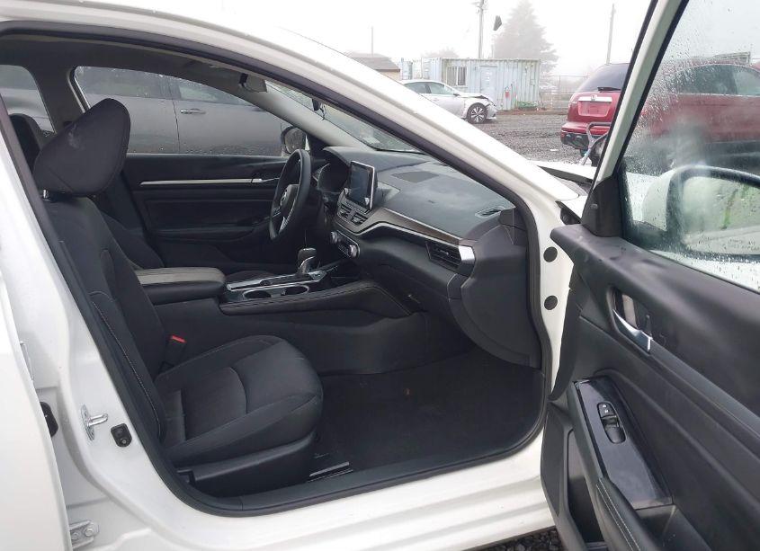 Photo 5 of 2023 Nissan Altima SV (VIN 1N4BL4DV3PN382606)