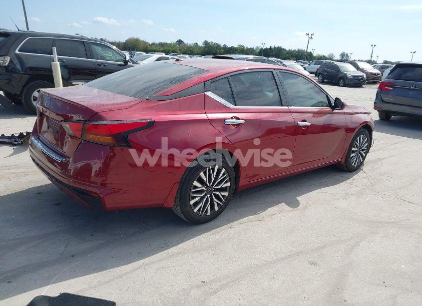 Photo 4 of 2023 Nissan Altima SV FWD (VIN 1N4BL4DV3PN391368)