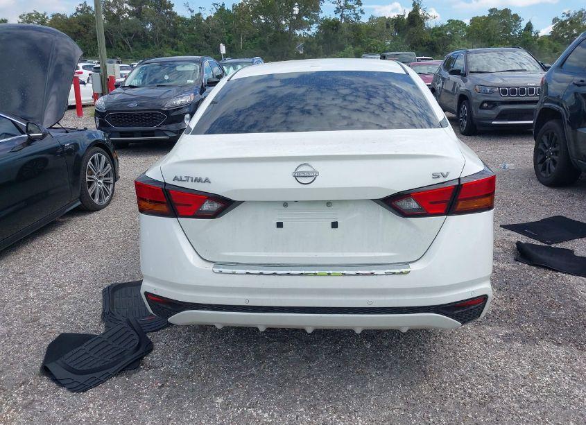 Photo 16 of 2023 Nissan Altima SV FWD (VIN 1N4BL4DV3PN400974)